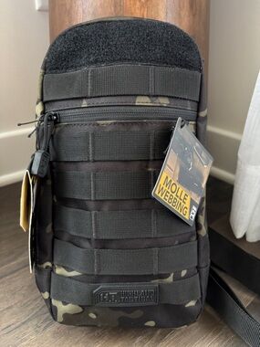 Highland Tactical Expo Shoulder Bag Molle Webbing,adjustable straps,compartments